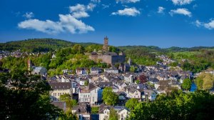 Blick zum Schlossberg mit Wilhelmsturm